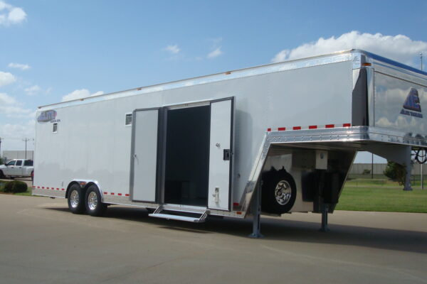 002 Race Haulers