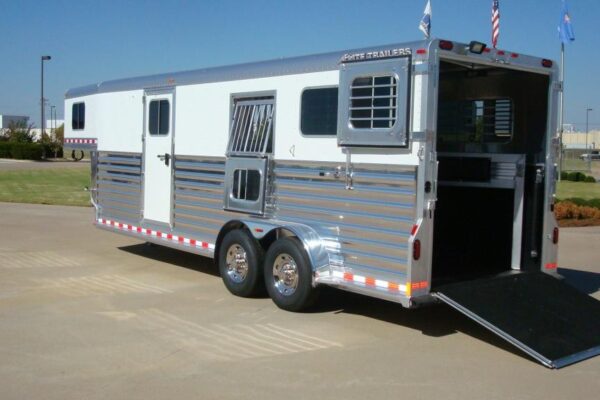 12002-017 Gooseneck Straight Load 2+1 Horse Trailers