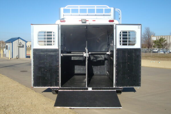 Bumper Pull Straight Load Horse Trailers