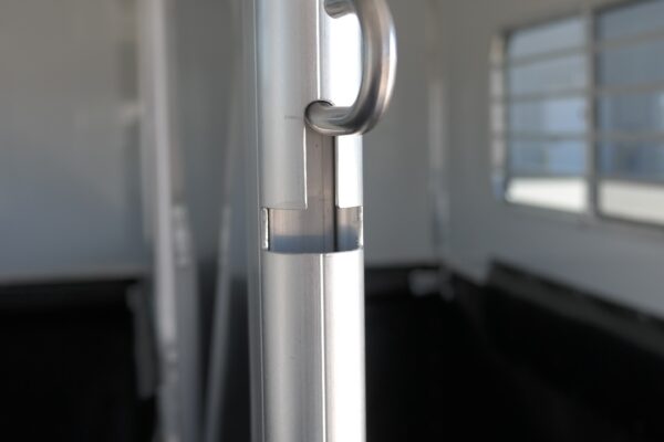 SAMSUNG CSC 4 Horse Head-to-Head Trailers