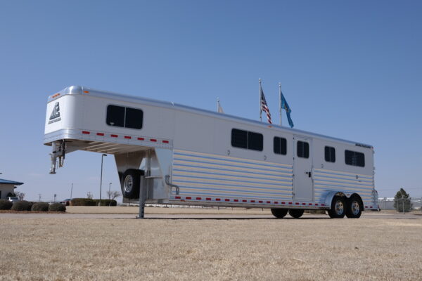 4 Horse Head-to-Head Trailers