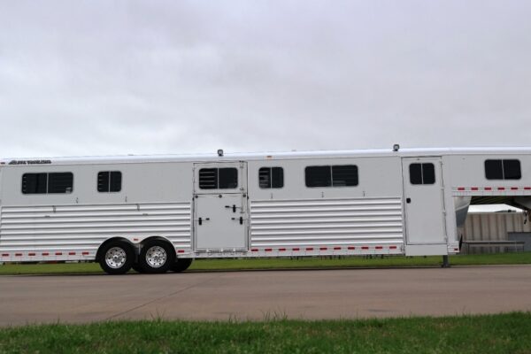 SAMSUNG CSC 6 Horse Center Load Trailers and Custom Straight Load