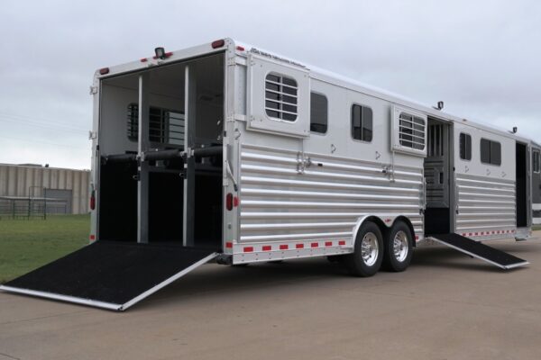 SAMSUNG CSC 6 Horse Center Load Trailers and Custom Straight Load
