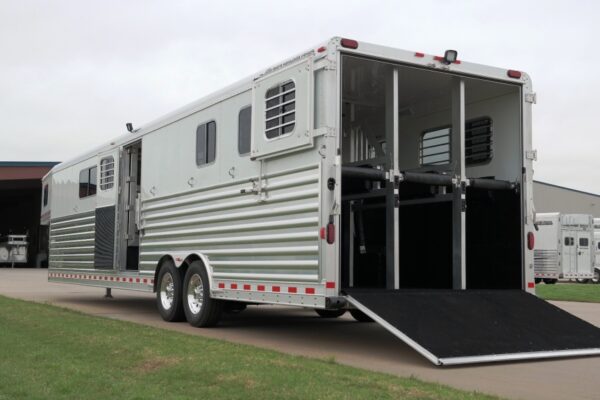 SAMSUNG CSC 6 Horse Center Load Trailers and Custom Straight Load