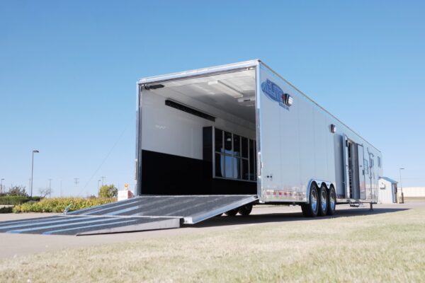 SAMSUNG CSC Scott Barker - 45' Race Hauler LQ Gooseneck (16881) T/D
