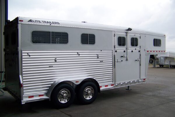 9361 (1) 2 Horse Gooseneck Straight Load 2+1