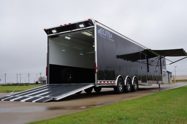 DSC00654 JSG Racing - 38' Car Hauler LQ Gooseneck (17147)