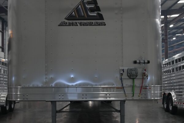 Straight Floor Semi Stock Trailer - Standard Double Wall Nose Full Height